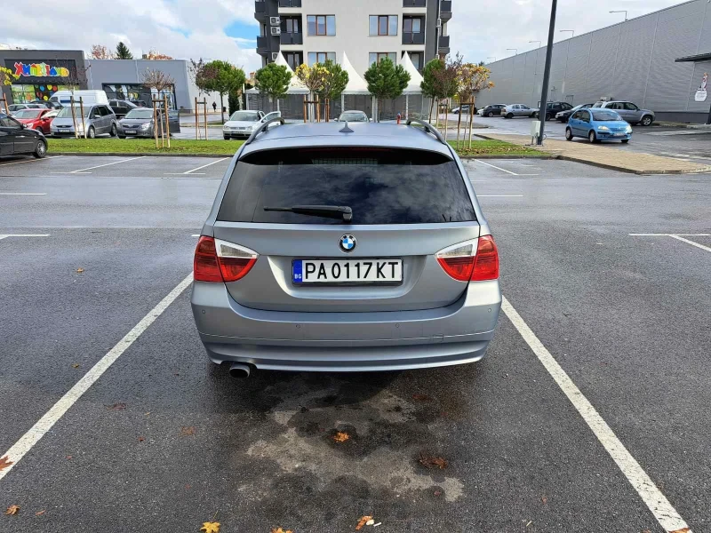 BMW 320, снимка 4 - Автомобили и джипове - 52364624