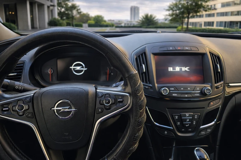 Opel Insignia, снимка 7 - Автомобили и джипове - 53025700