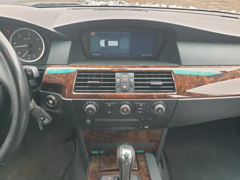 BMW 530 Хд, снимка 16 - Автомобили и джипове - 38046196