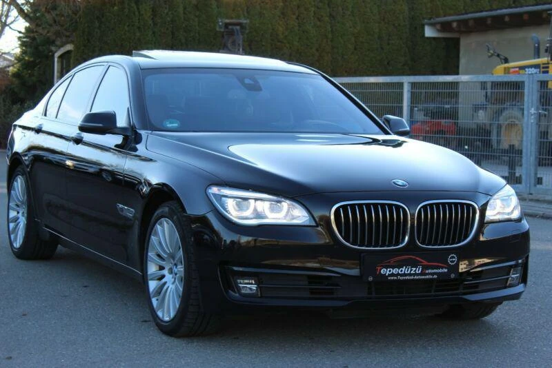 BMW 740 4.0D 2бр НА ЧАСТИ - изображение 2