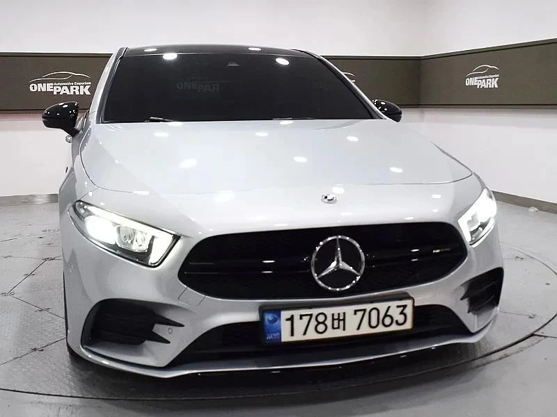Mercedes-Benz A 35, снимка 2 - Автомобили и джипове - 56688160