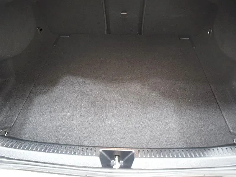 Mercedes-Benz A 35, снимка 17 - Автомобили и джипове - 56688160
