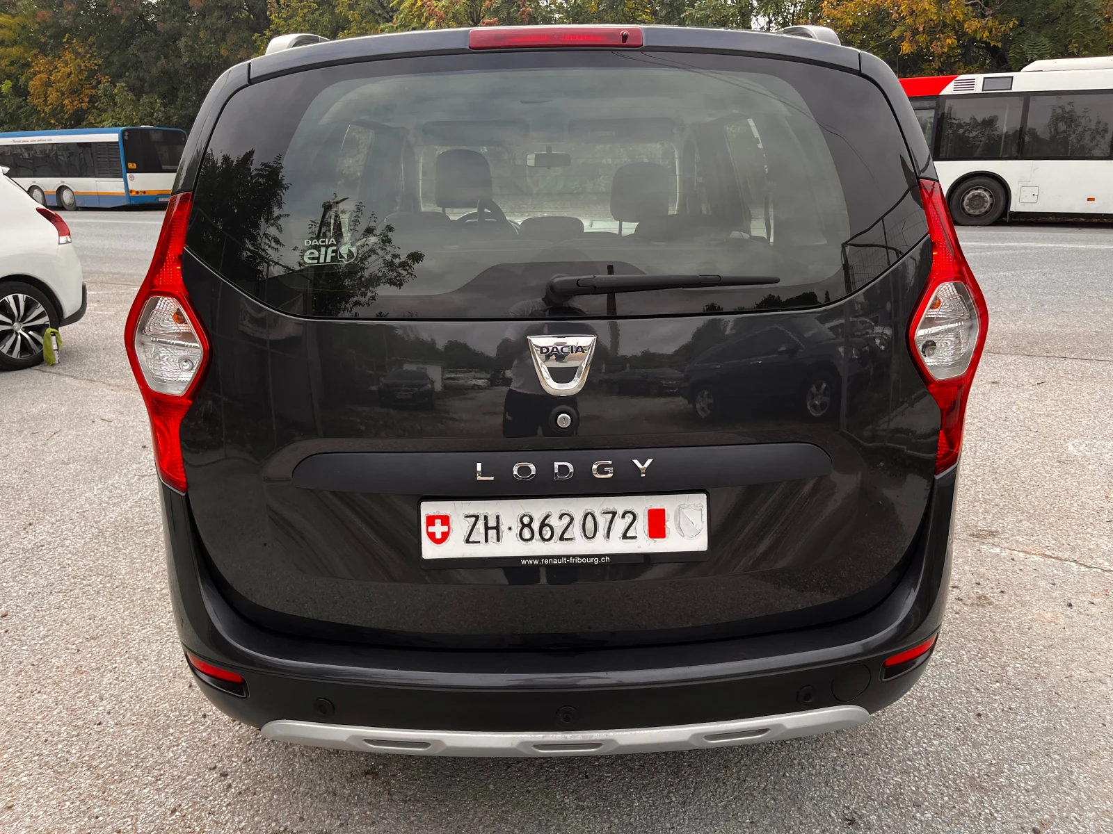 Dacia Lodgy 1.2 STEPWAY 7M - изображение 4