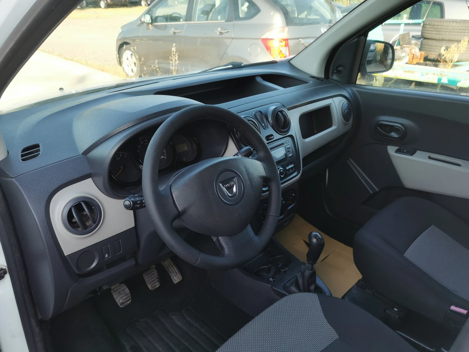 Dacia Dokker 1, 6i GPL - изображение 7