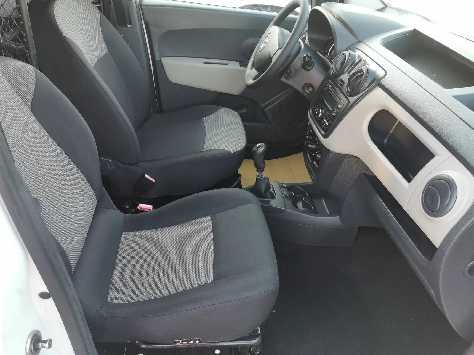 Dacia Dokker 1, 6i GPL - изображение 10
