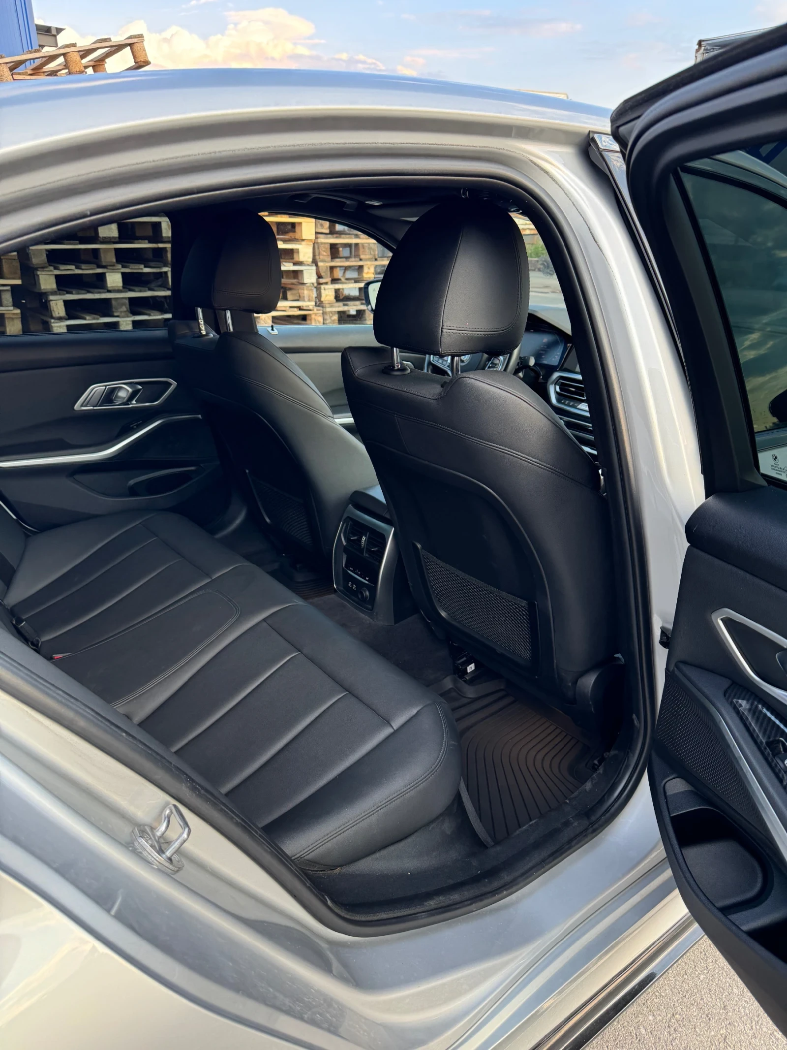 BMW 330 I  | Mobile.bg   14