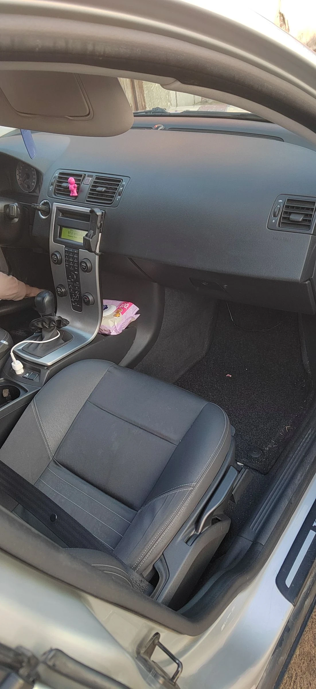 Volvo S40  - изображение 2