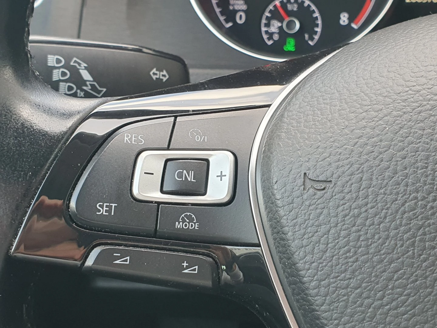 VW Golf Variant Comfortline 1.4TGI BlueMoti | Mobile.bg   16