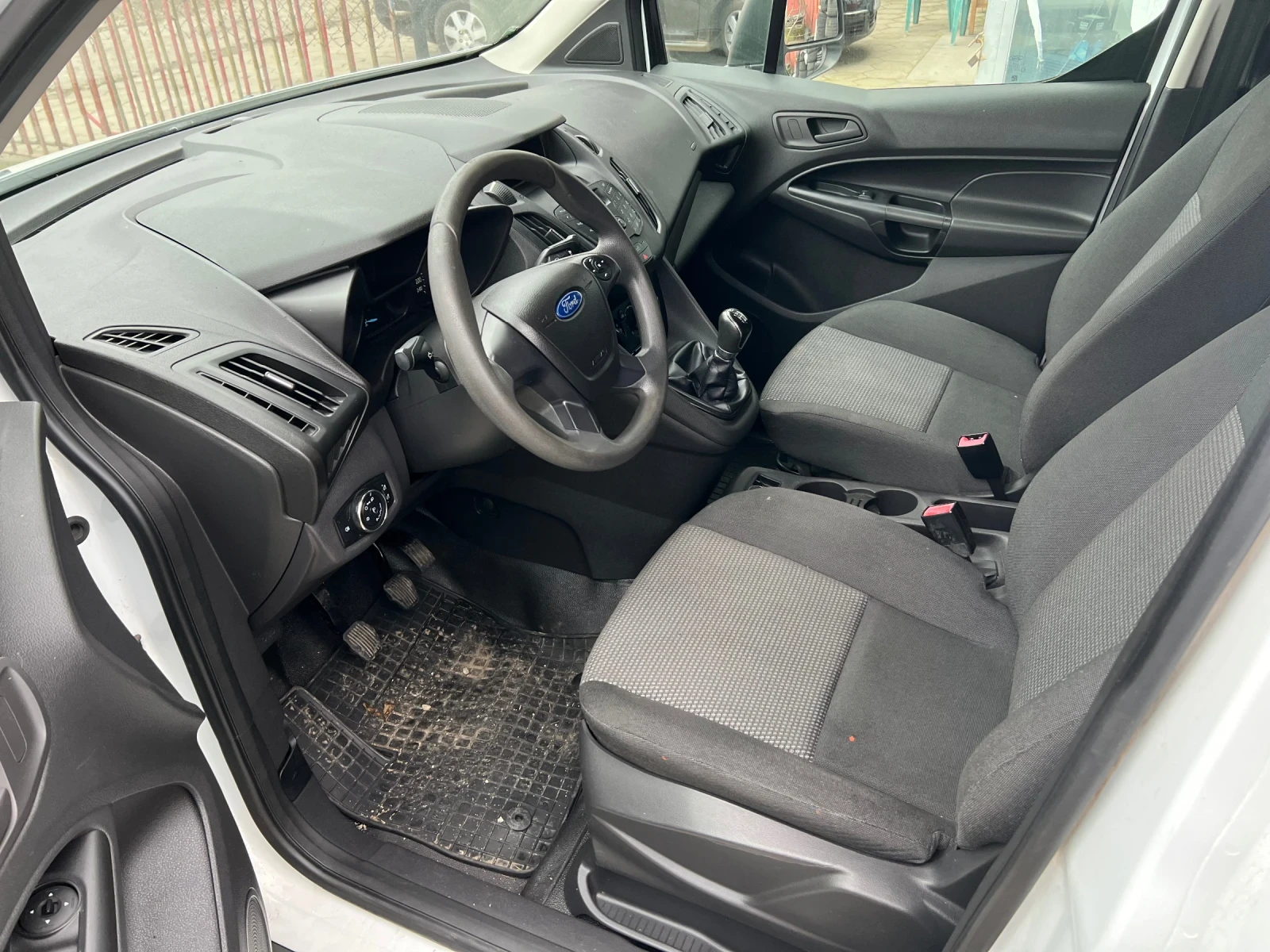 Ford Connect 1.6TDCI  - изображение 7