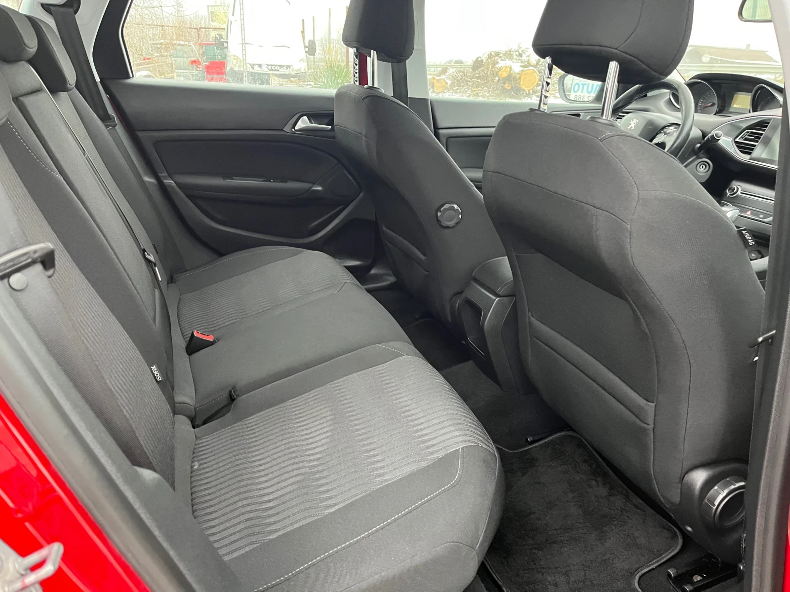 Peugeot 308 1.6HDI-120-AVTOMAT-NAVI-ITALIA - изображение 7