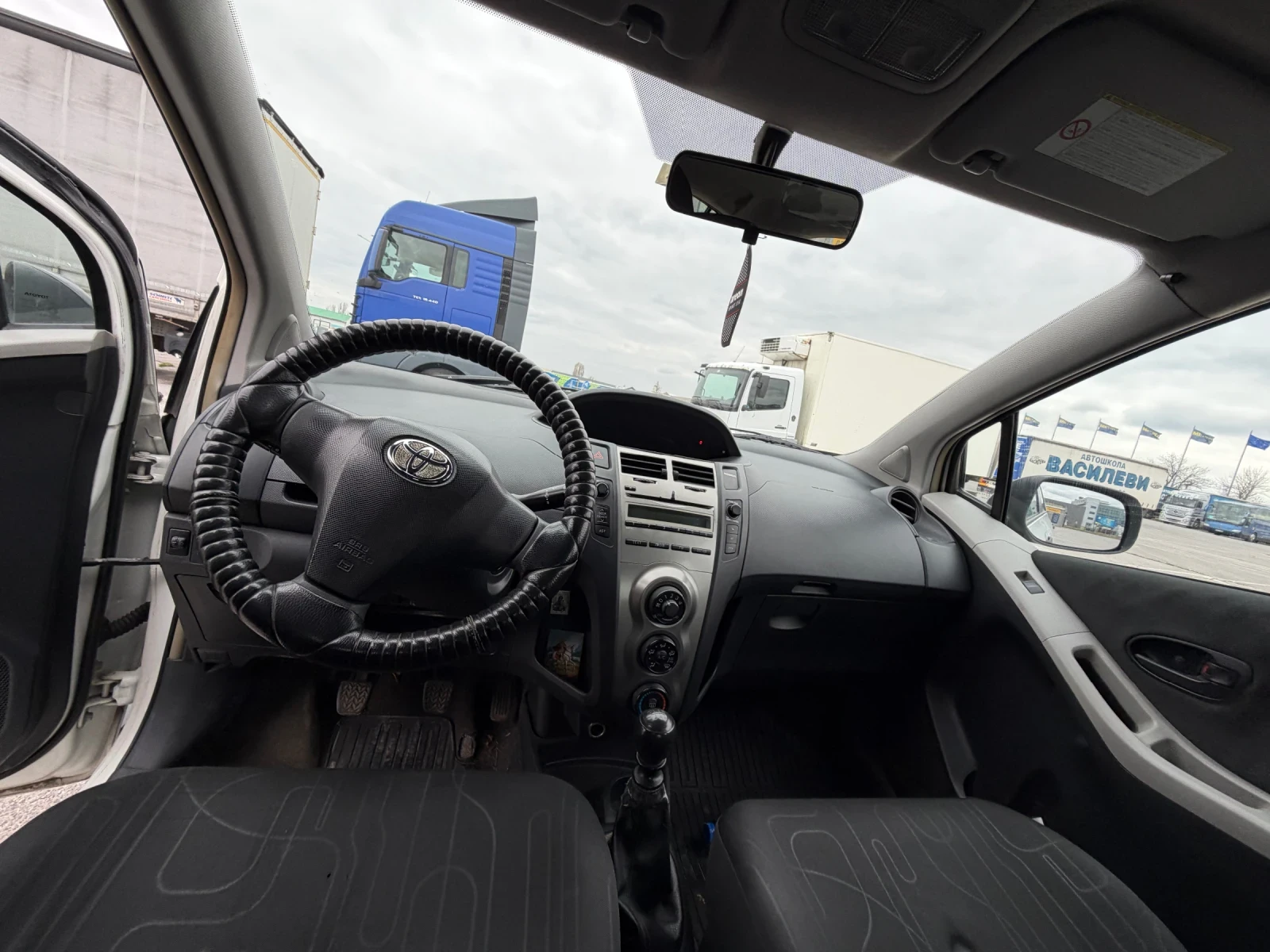 Toyota Yaris 1.4 D-4D., снимка 10 - Автомобили и джипове - 53905054