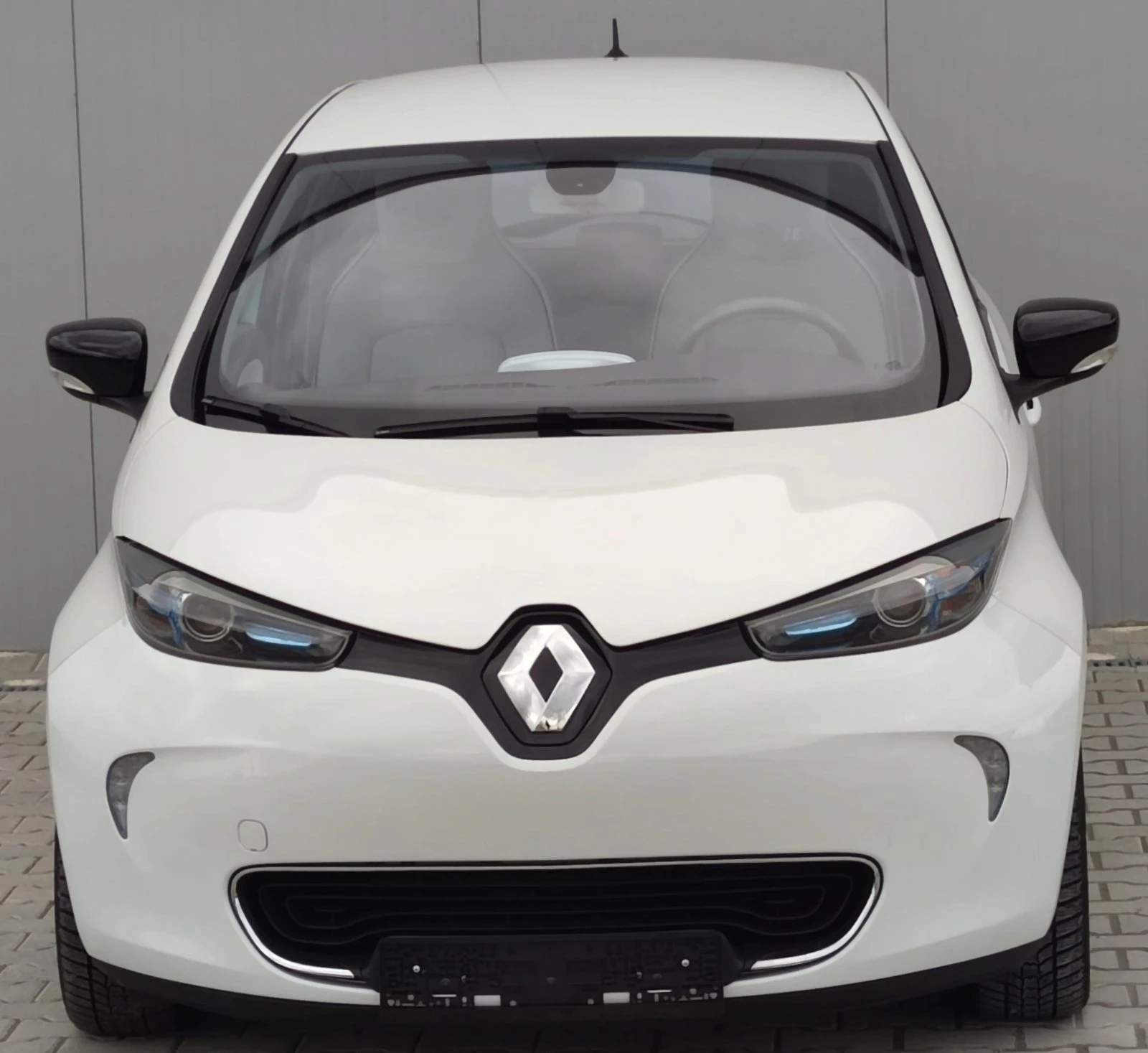 Renault Zoe, снимка 7 - Автомобили и джипове - 54084423