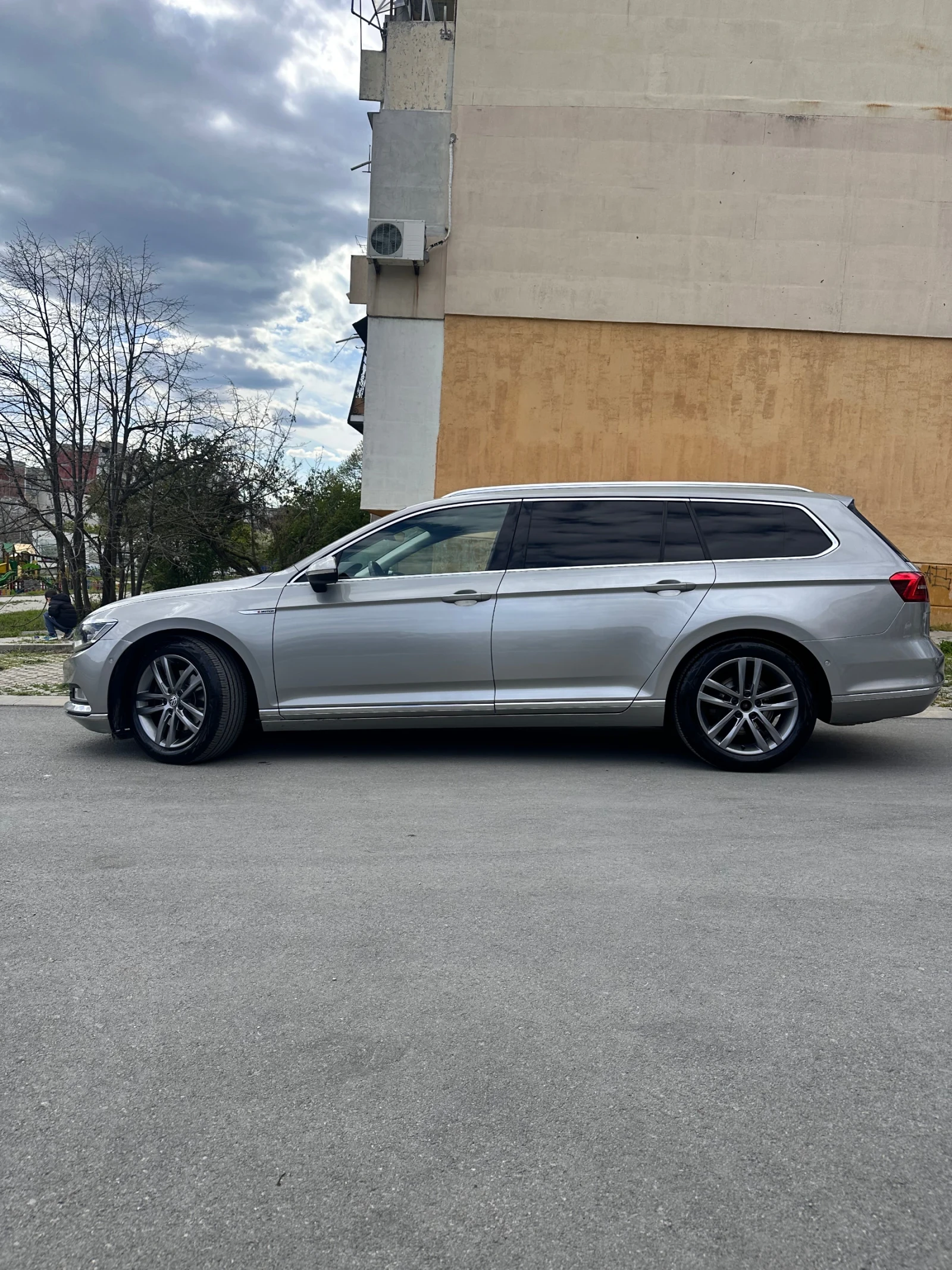 VW Passat Vw passat 2.0 190k  Highline , снимка 8 - Автомобили и джипове - 54310653