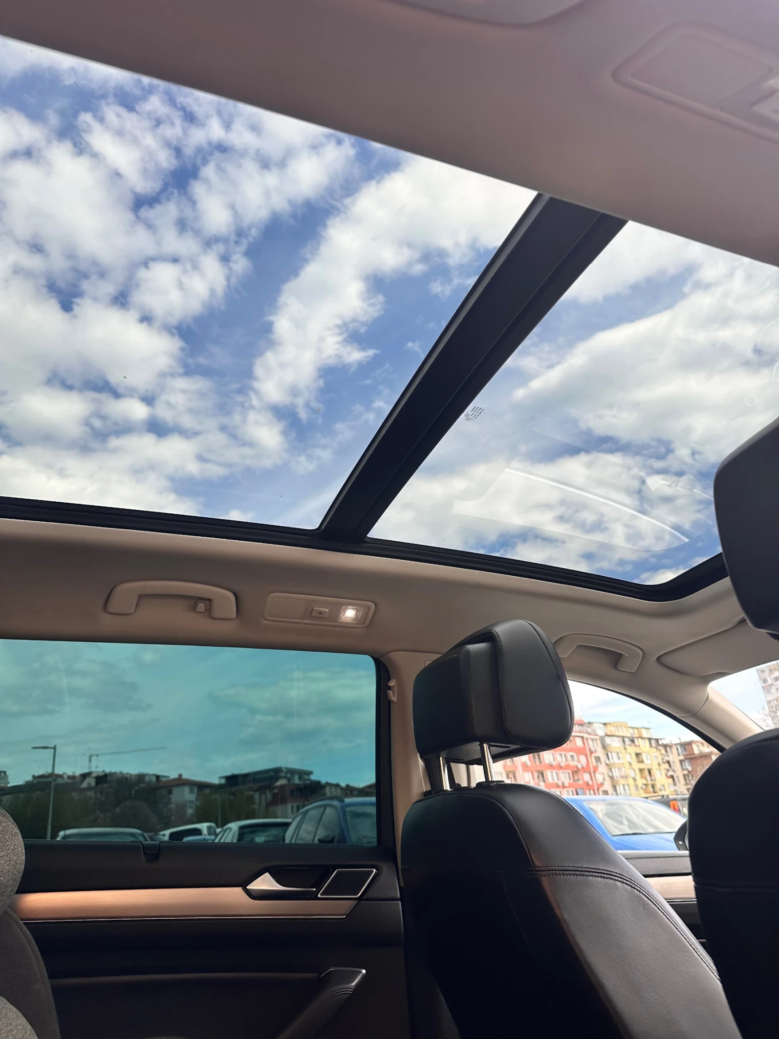 VW Passat Vw passat 2.0 190k  Highline , снимка 9 - Автомобили и джипове - 54310653