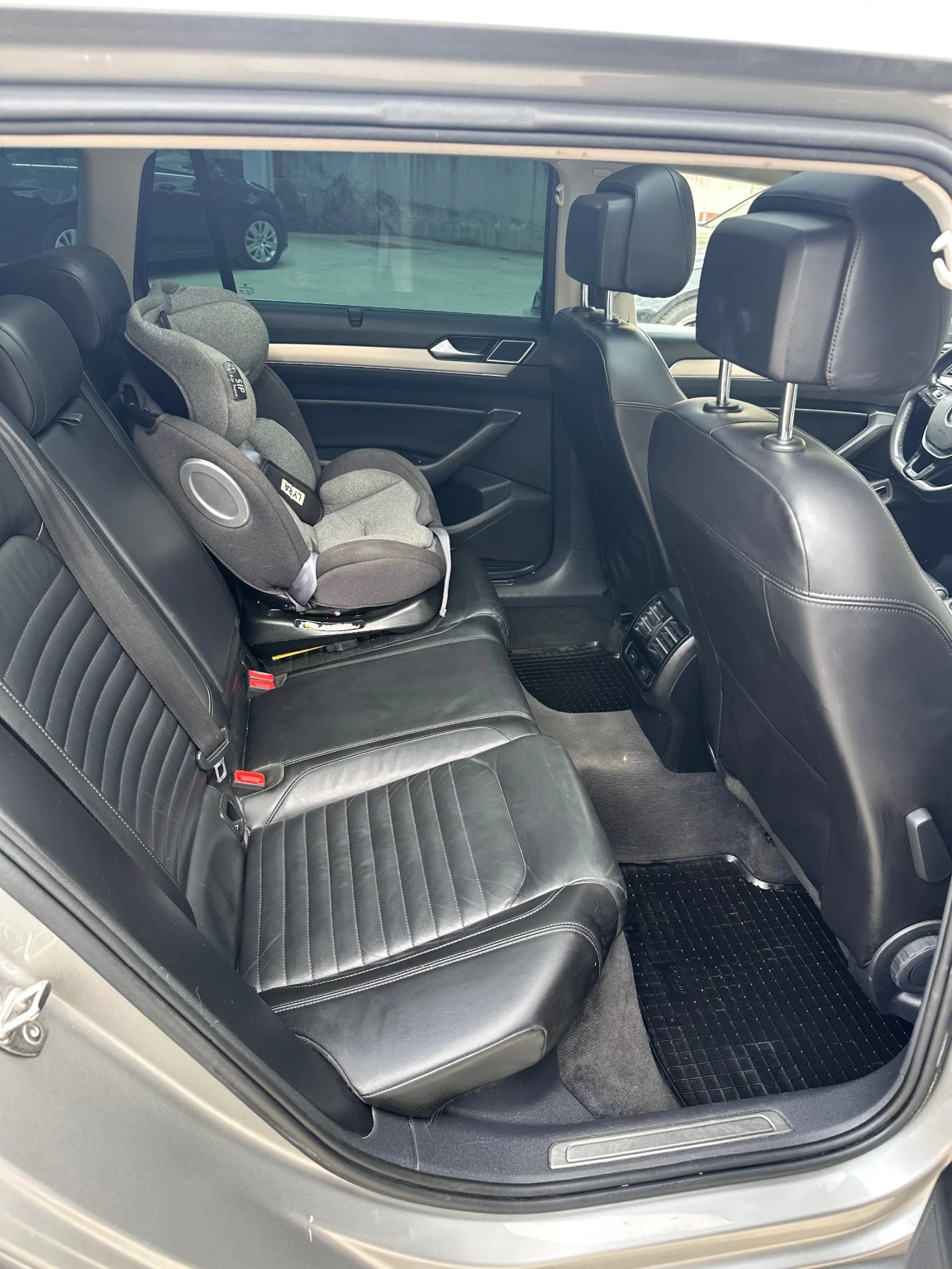 VW Passat Vw passat 2.0 190k  Highline , снимка 14 - Автомобили и джипове - 54310653