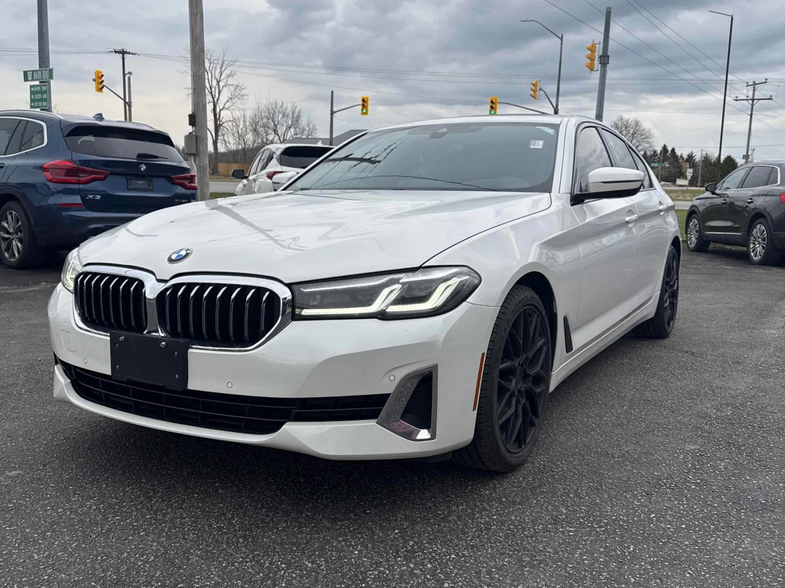 BMW 530 CARFAX * АВТОКРЕДИТ * ПРОГНОЗНА ЦЕНА ДО БГ, снимка 5 - Автомобили и джипове - 54512243