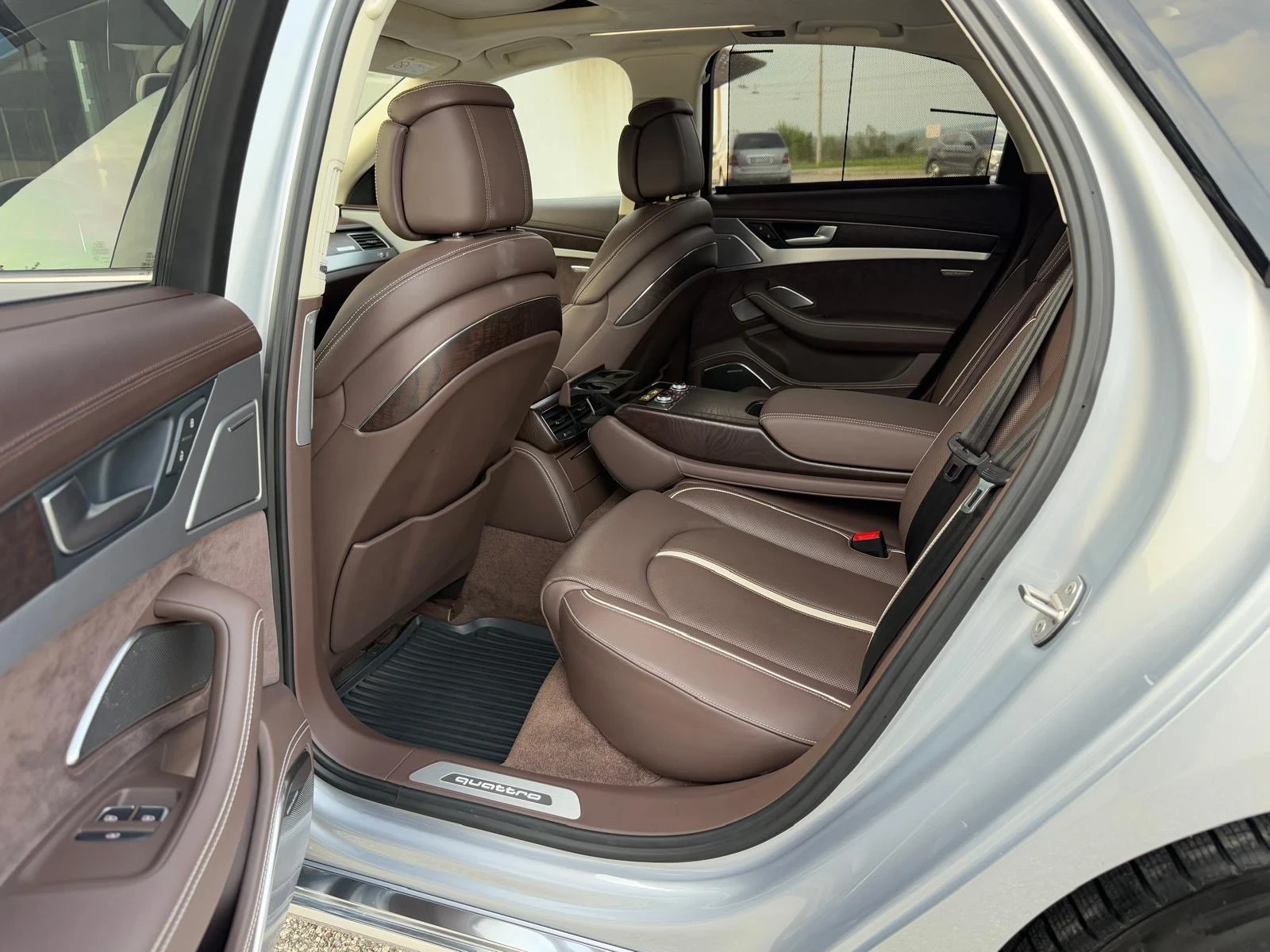 Audi A8 4.2 | Mobile.bg � ����������� 12