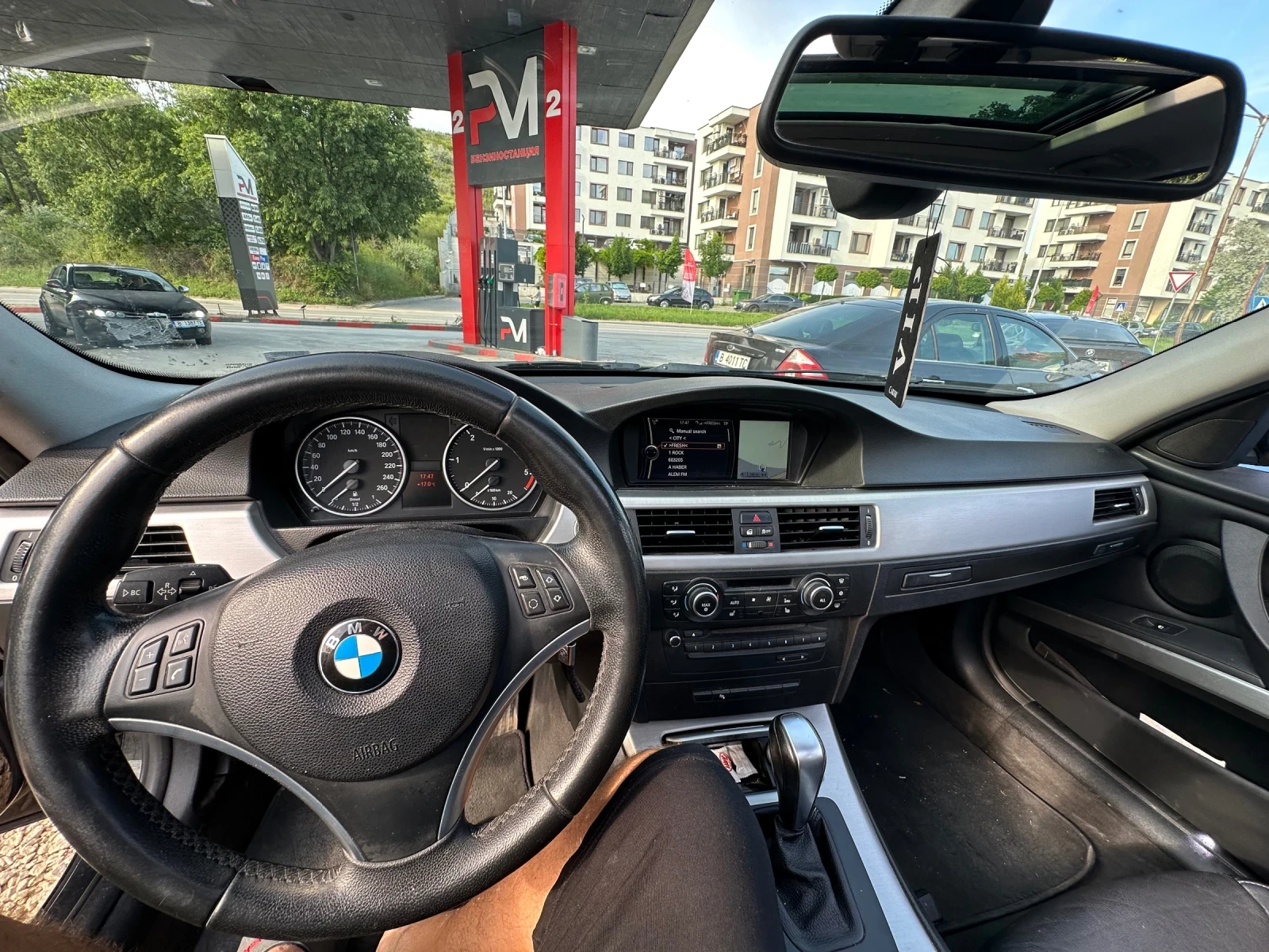 BMW 320, снимка 12 - Автомобили и джипове - 54802514