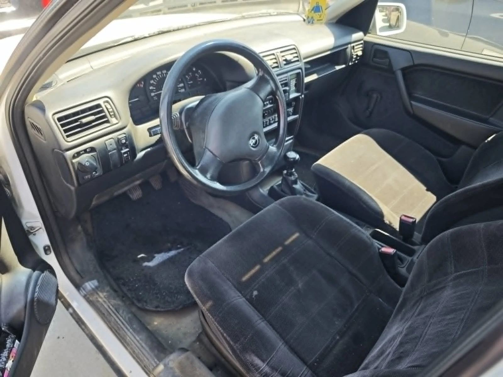 Opel Vectra 1.8i, снимка 5 - Автомобили и джипове - 54877163