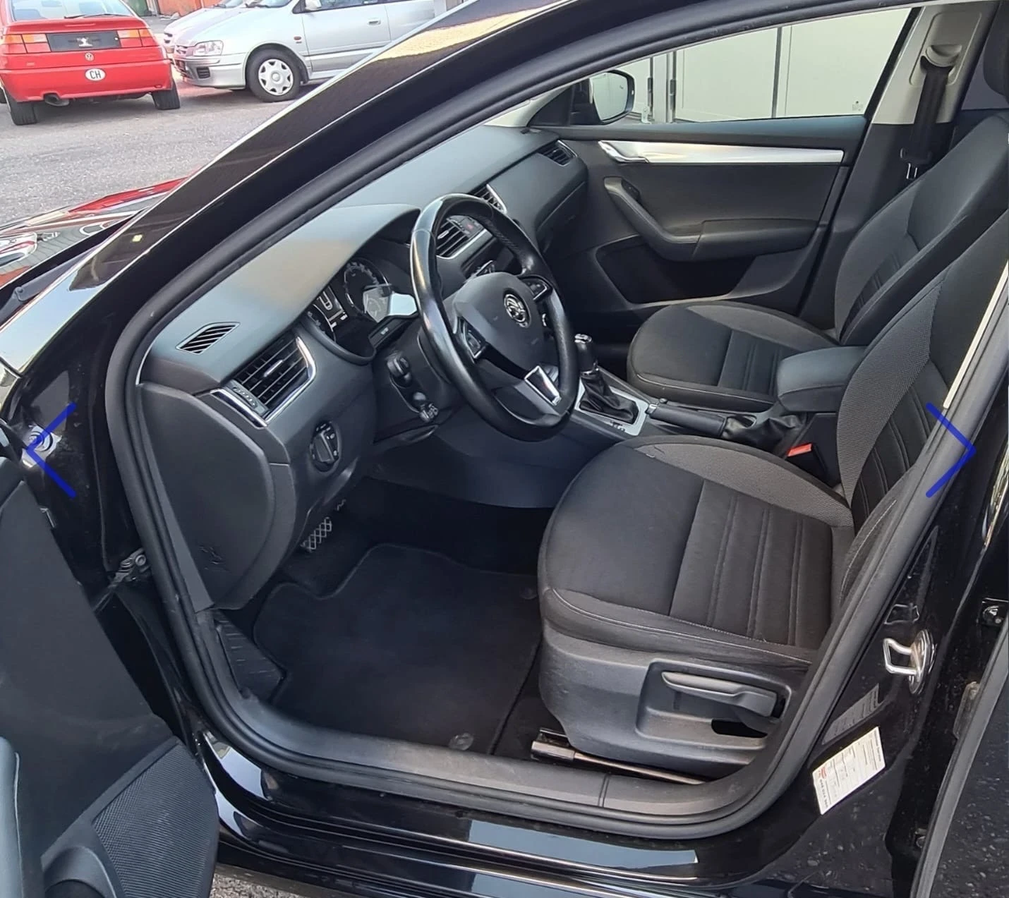 Skoda Octavia 2.0tdi 150к.с. 4х4 Швейцария, снимка 4 - Автомобили и джипове - 55547147