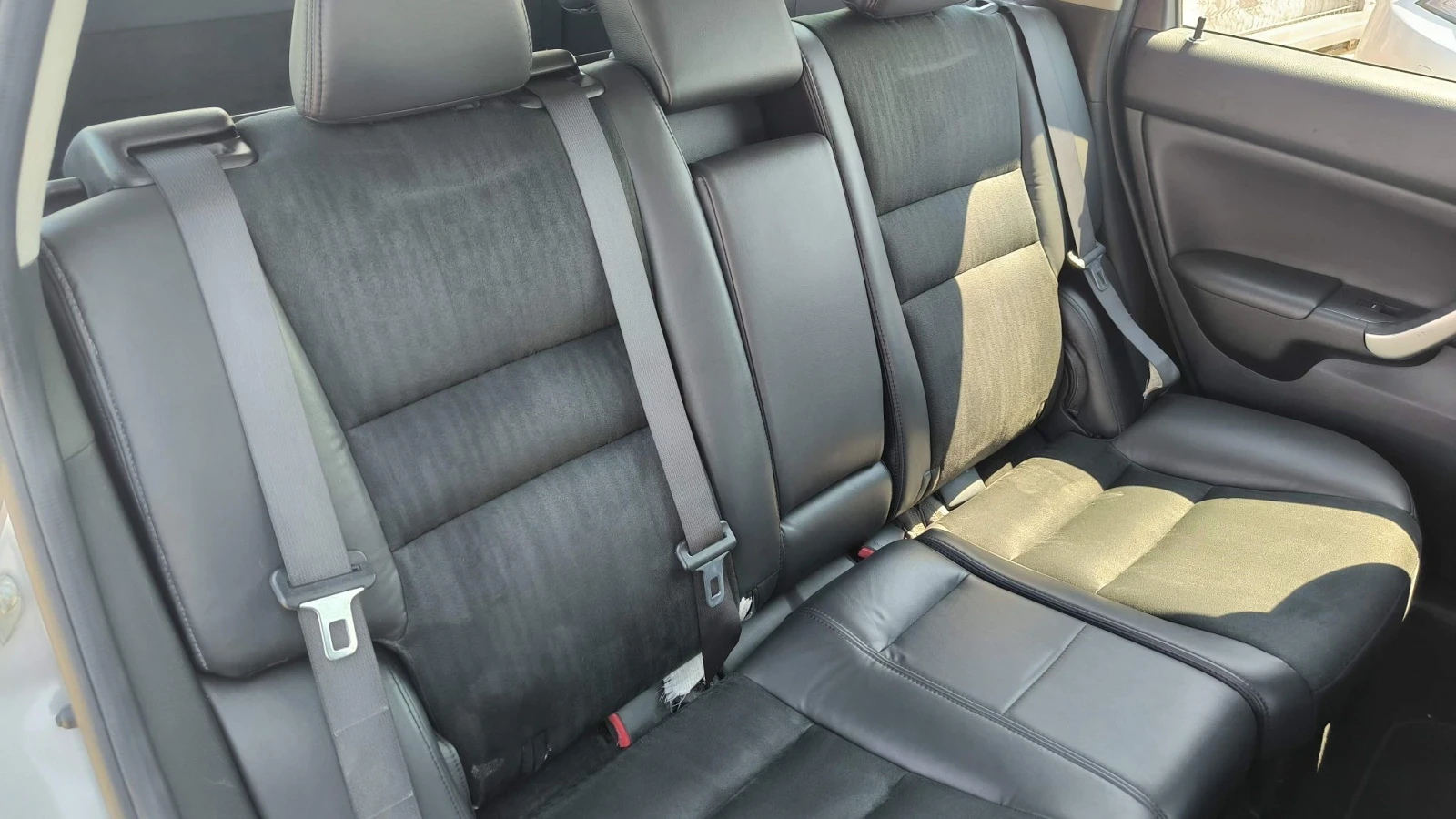 Honda Accord 2.0i Automatic , снимка 11 - Автомобили и джипове - 55705982