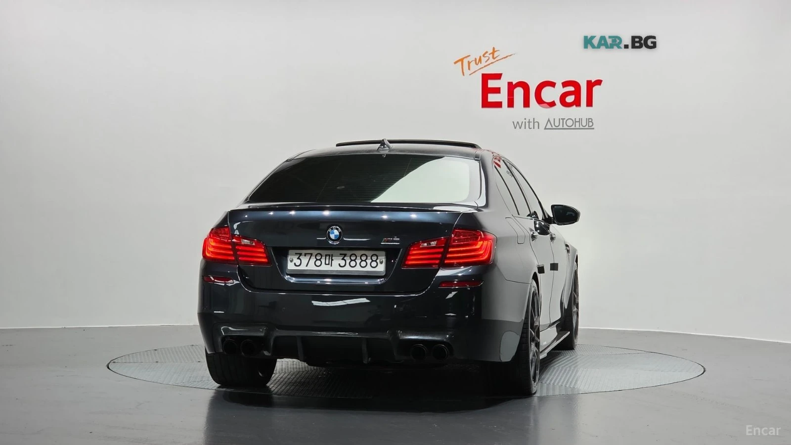 BMW M5 BANG&OLUFSEN* AKRAPOVIC* МОНИТОРИ* HUD, снимка 4 - Автомобили и джипове - 55905924