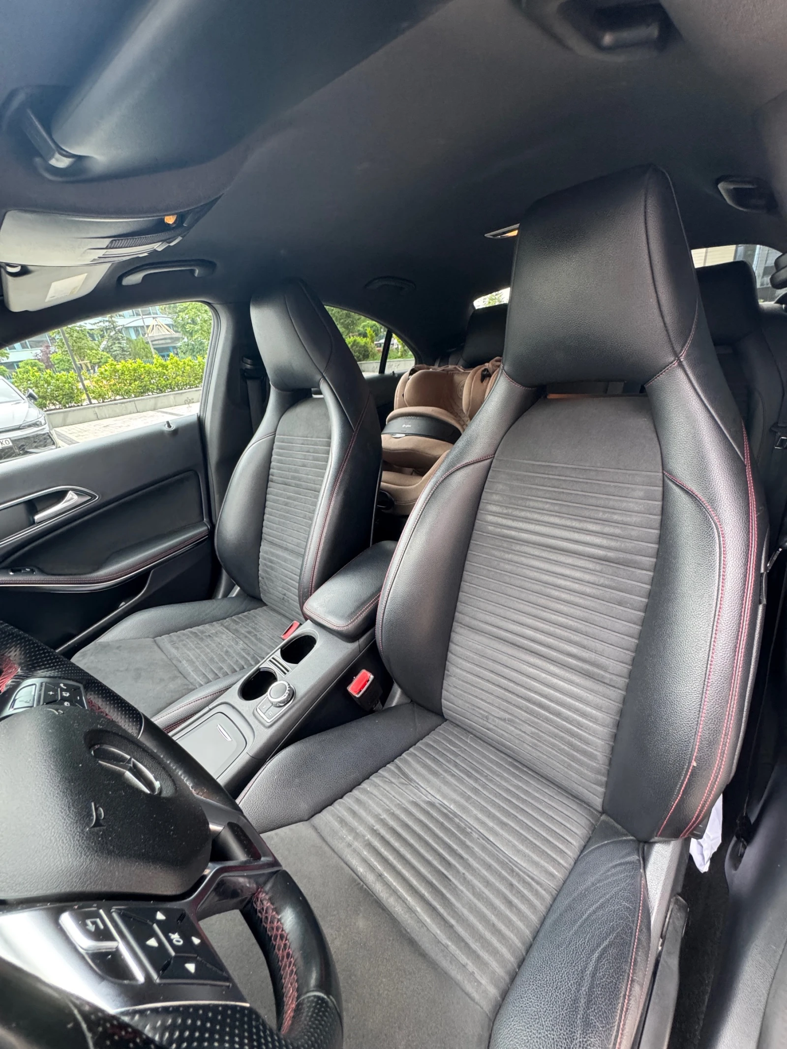 Mercedes-Benz CLA 200 AMG, снимка 3 - Автомобили и джипове - 56335673