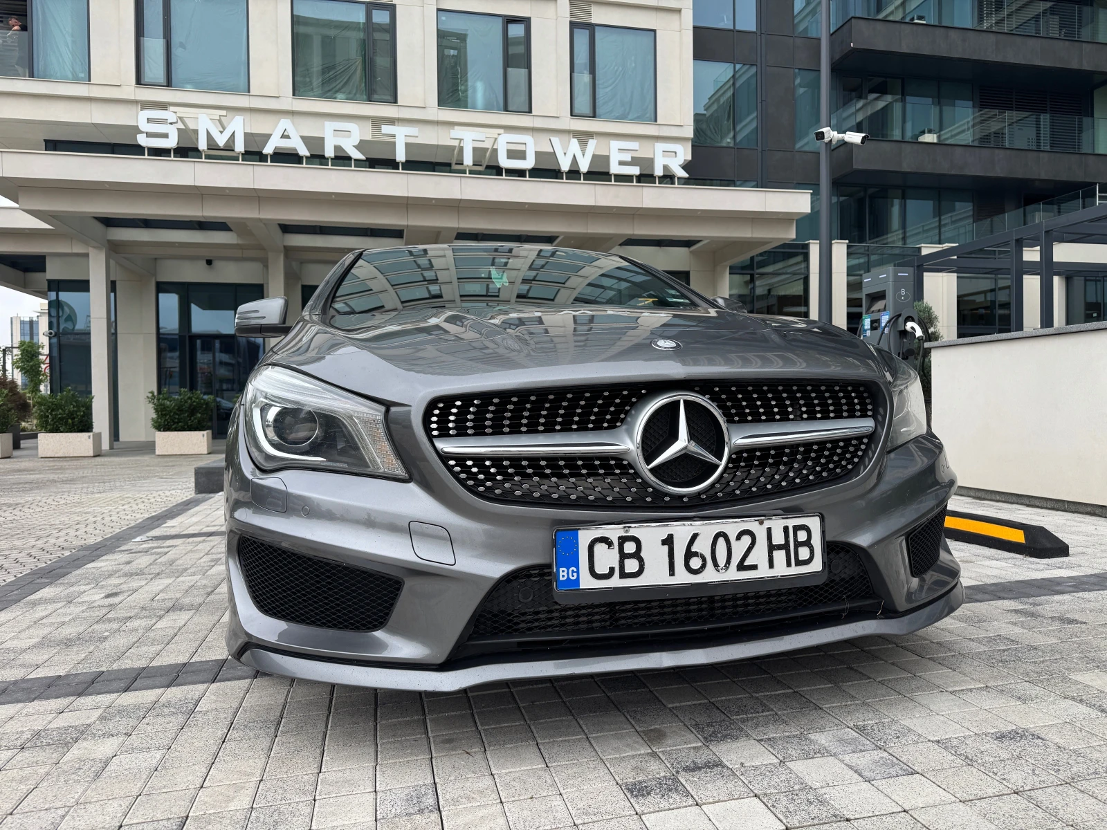 Mercedes-Benz CLA 200 AMG, снимка 14 - Автомобили и джипове - 56335673