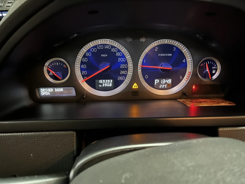 Volvo Xc90, снимка 5 - Автомобили и джипове - 51138661