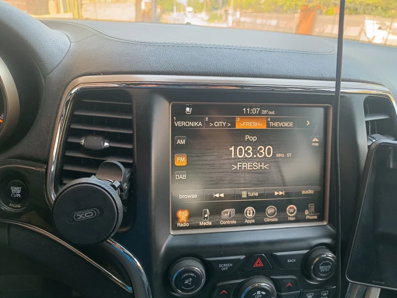 Jeep Grand cherokee, снимка 6 - Автомобили и джипове - 53066049