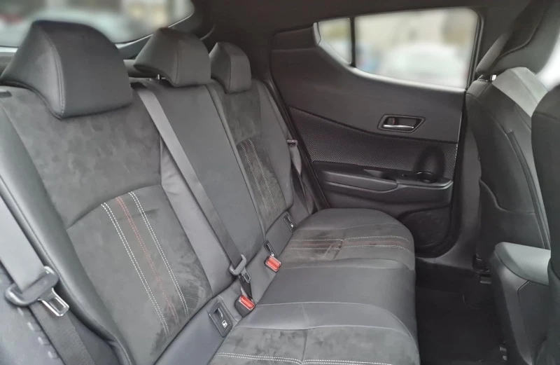 Toyota C-HR GR Sport 184 кс., снимка 8 - Автомобили и джипове - 53092509