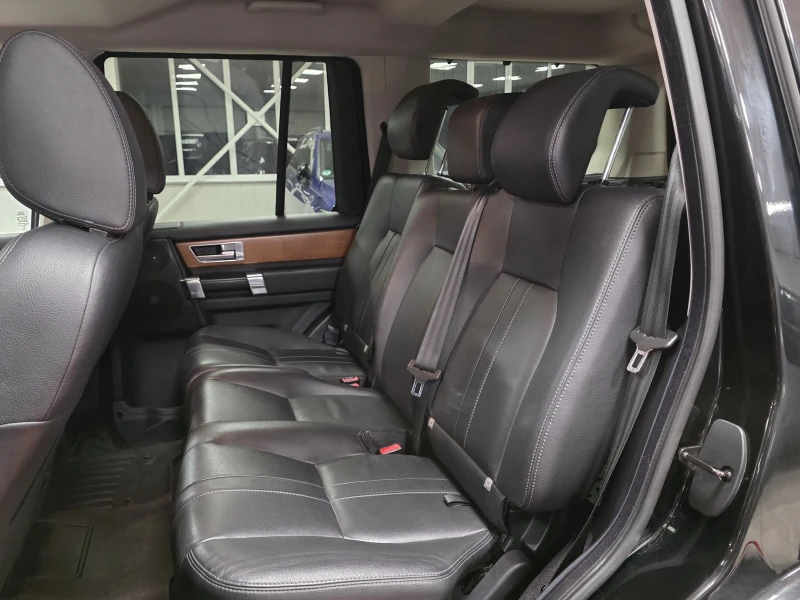 Land Rover Discovery 3 SE | 3.0 TDV6 | 8-ZF | ТОП състояние , снимка 16 - Автомобили и джипове - 53293815