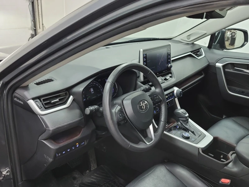 Toyota Rav4 HYBRID LIMITED * * CARFAX * * АВТО КРЕДИТ * * , снимка 9 - Автомобили и джипове - 53309681