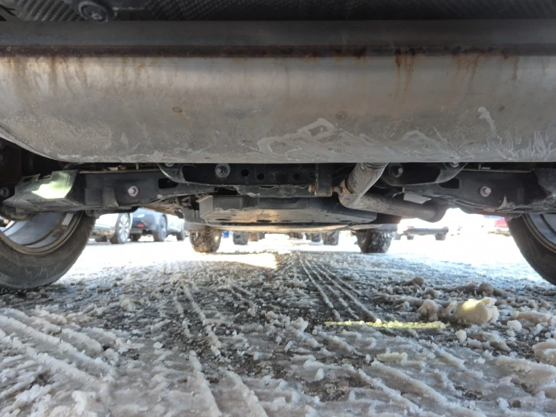 Toyota Rav4 HYBRID LIMITED * * CARFAX * * АВТО КРЕДИТ * * , снимка 15 - Автомобили и джипове - 53309681