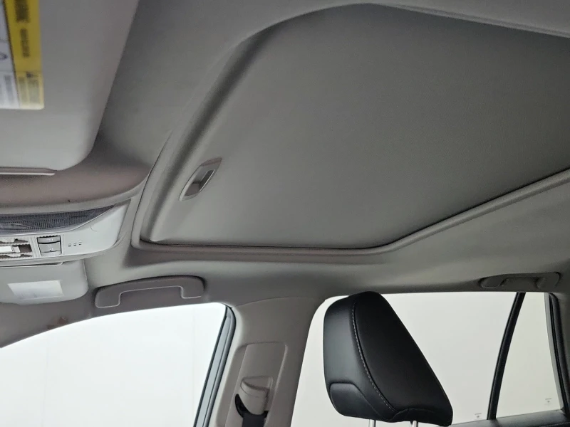 Toyota Rav4 HYBRID LIMITED * * CARFAX * * АВТО КРЕДИТ * * , снимка 13 - Автомобили и джипове - 53309681