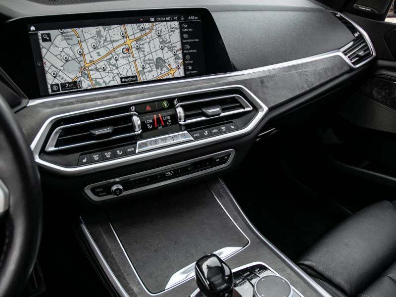 BMW X5 M-PACK / HARMAN / HEADUP / LASER / AIR SUS, снимка 9 - Автомобили и джипове - 53393129