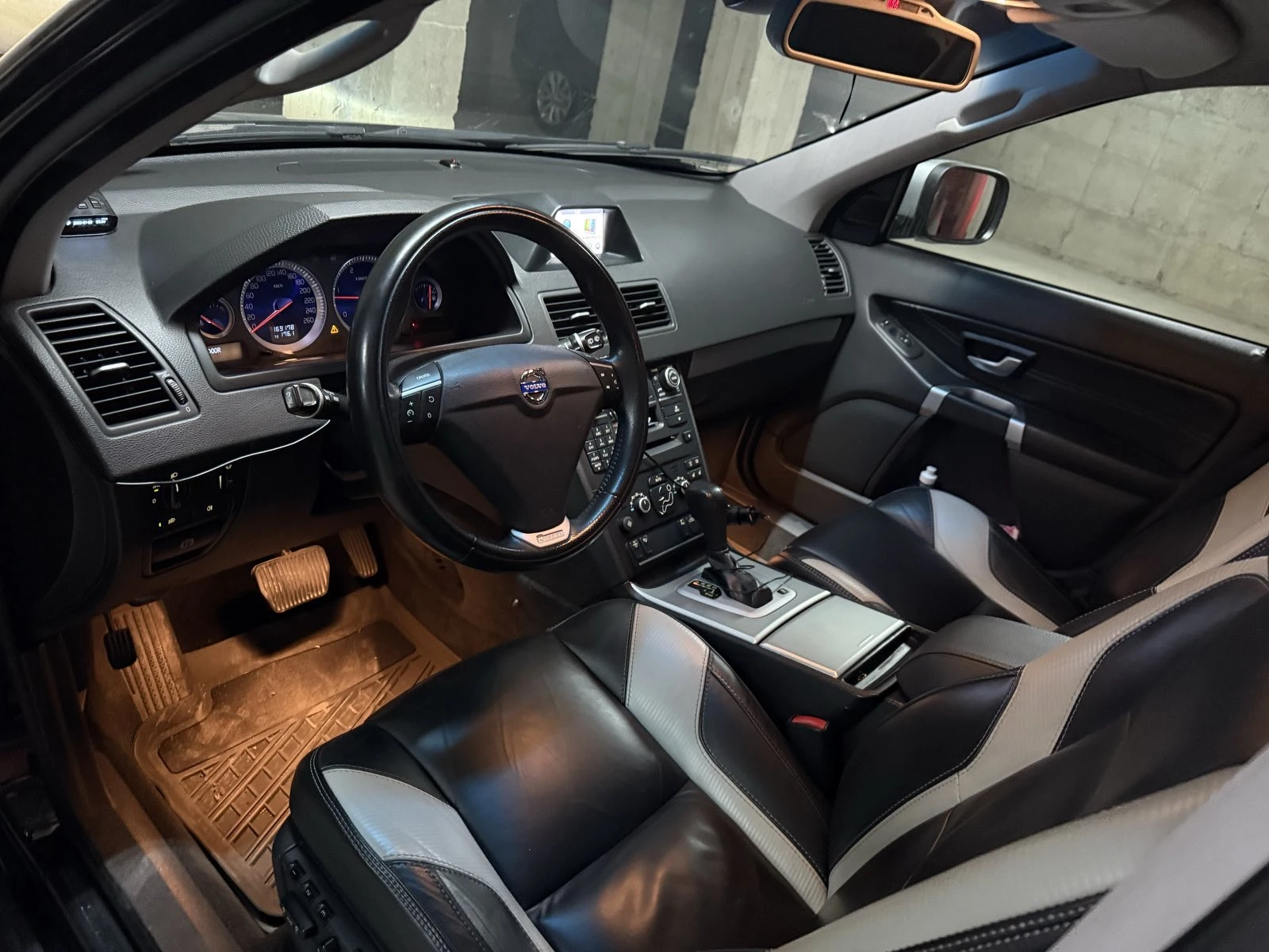 Volvo Xc90  - изображение 2