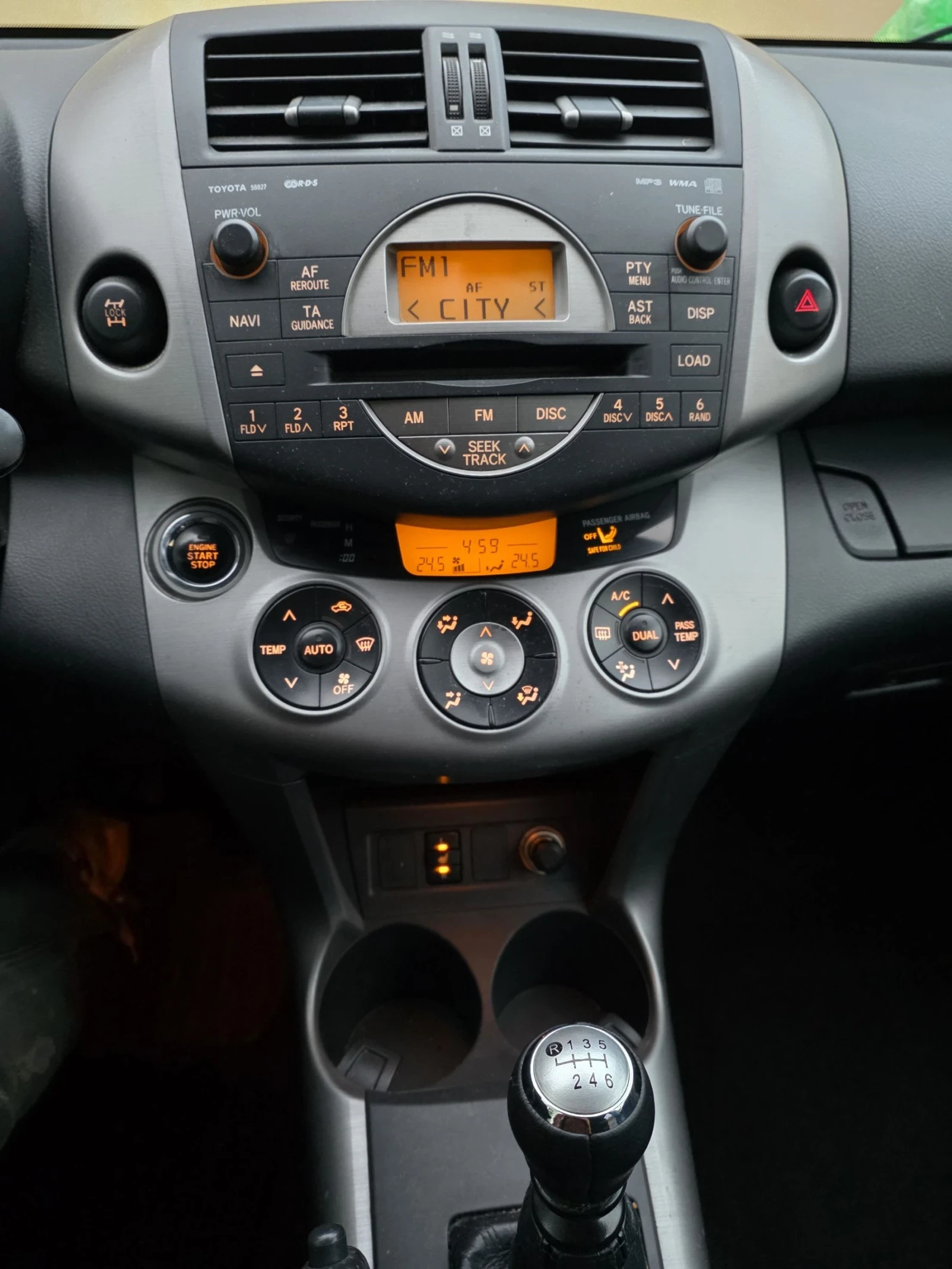 Toyota Rav4 2.2 177.. 44 | Mobile.bg   12