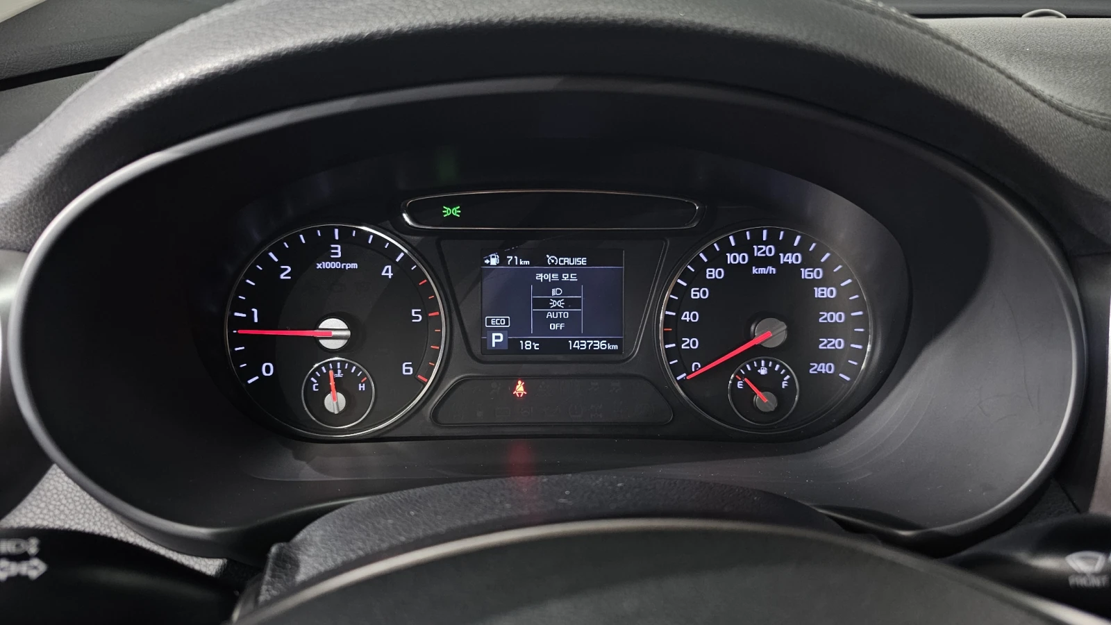 Kia Sorento 2.2 4WD NOBLESSE SPECIAL - изображение 7