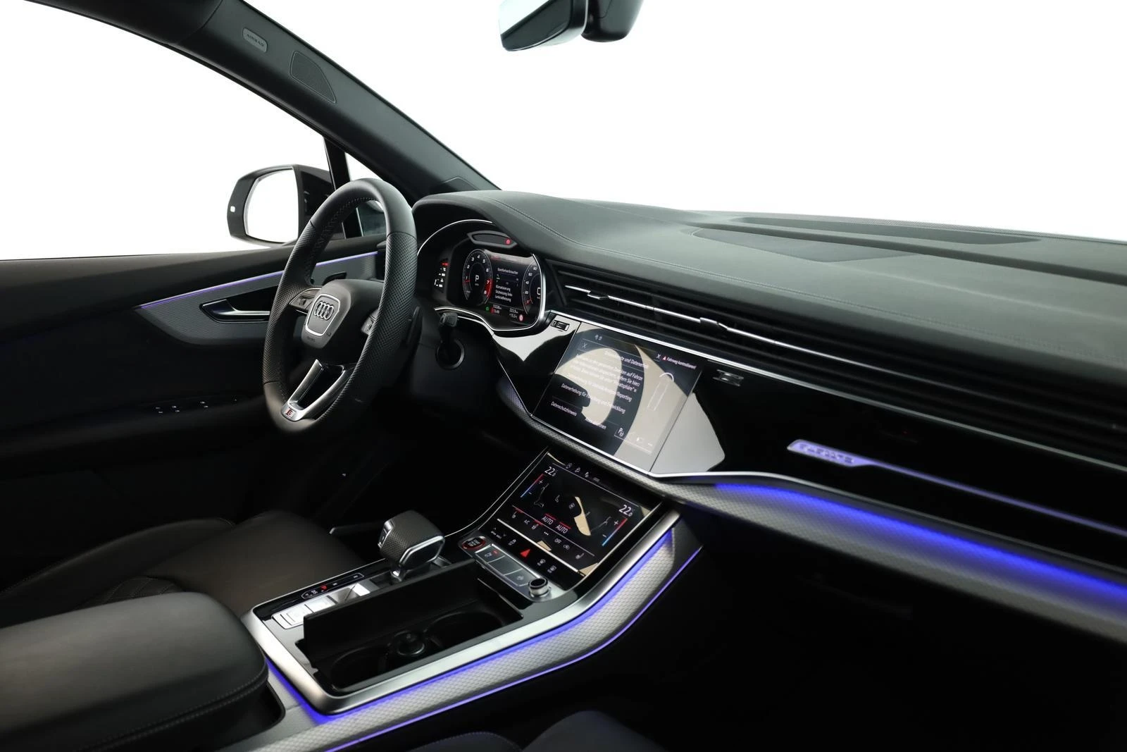 Audi SQ7 QUATTRO BLACK-PAKET B&O PANORAMA 7-МЕСТЕН, снимка 5 - Автомобили и джипове - 53819091