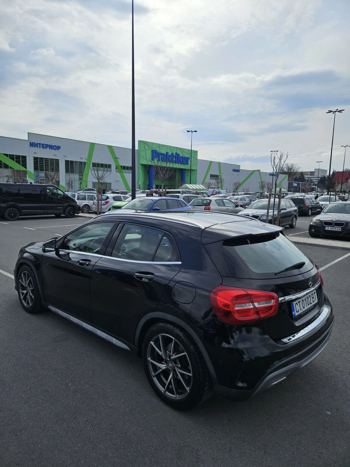 Mercedes-Benz GLA 220 AMG Пакет, снимка 4 - Автомобили и джипове - 53929011