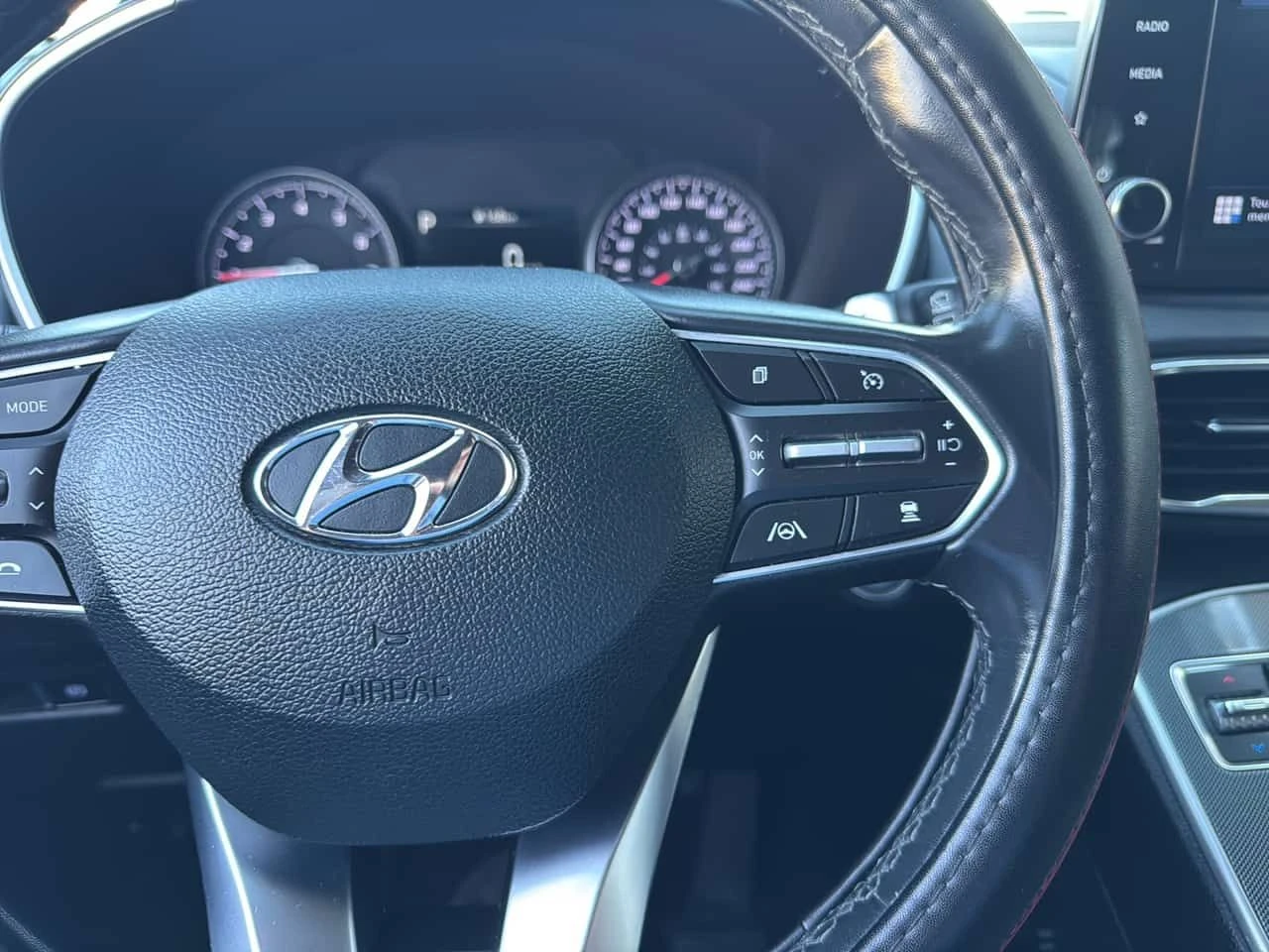 Hyundai Santa fe | Preferred | DIS | PANO | HEATED SEATS | , снимка 17 - Автомобили и джипове - 53985235