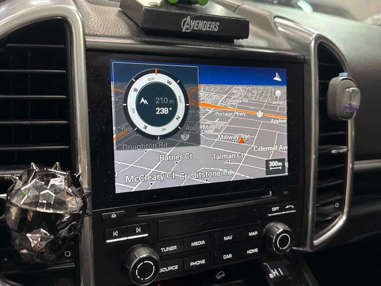 Porsche Cayenne * S E Hybrid * CARFAX * БЕЗ ПЪРВОНАЧАЛНА ВНОСКА, снимка 12 - Автомобили и джипове - 54423963
