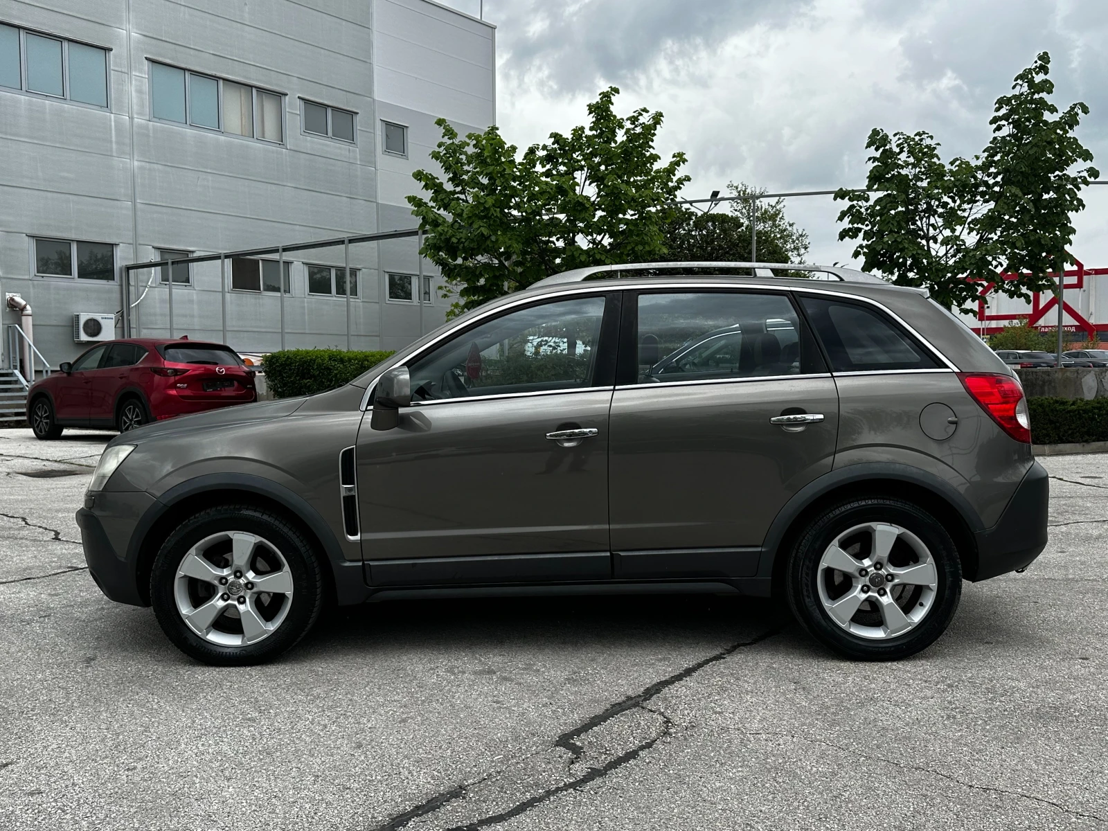 Opel Antara, снимка 2 - Автомобили и джипове - 54509041