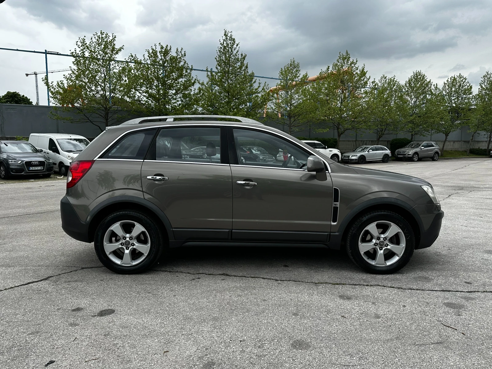 Opel Antara, снимка 5 - Автомобили и джипове - 54509041