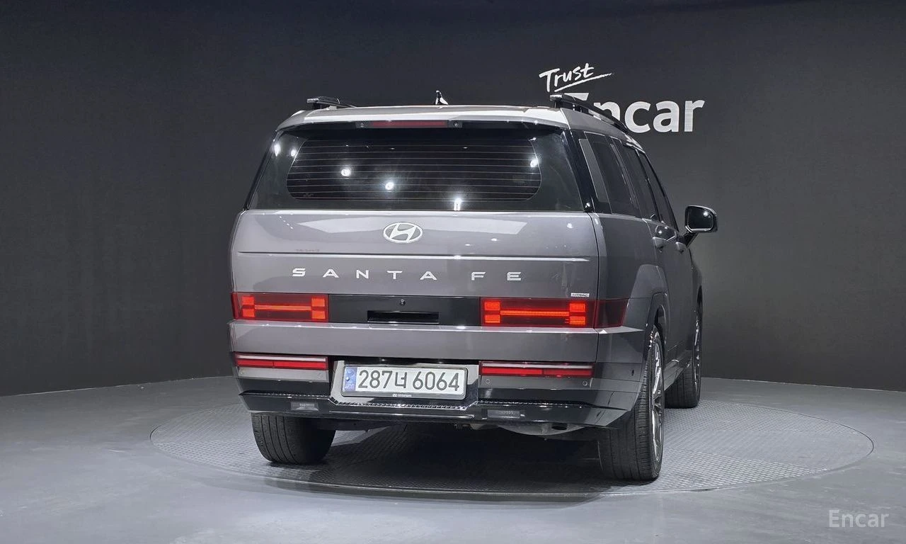Hyundai Santa fe 1.6* HYBRID* CALIGRAPHY* ОБДУХВАНЕ* 360КАМЕРА* LAN, снимка 4 - Автомобили и джипове - 54798866