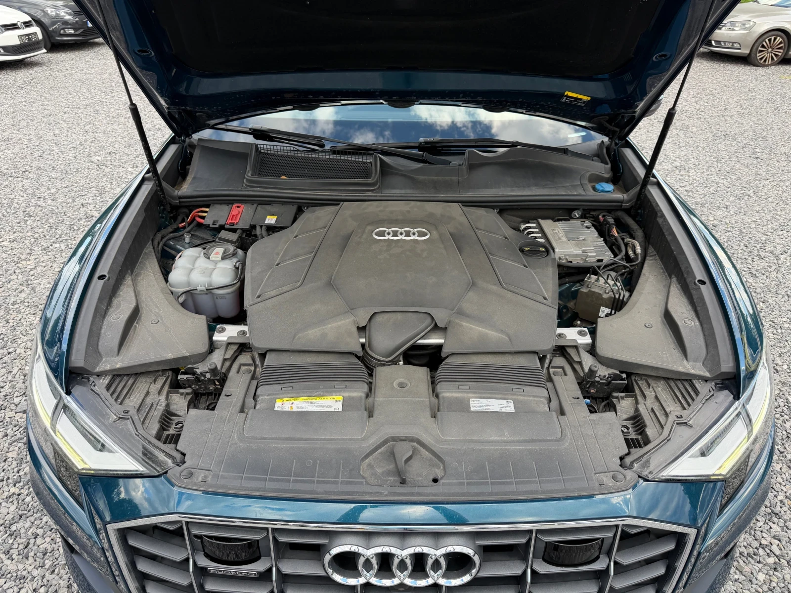 Audi Q8 55 TFSI, 3.0i, V6, Quattro, Mild Hybrid, 42000Km!, снимка 15 - Автомобили и джипове - 54905046