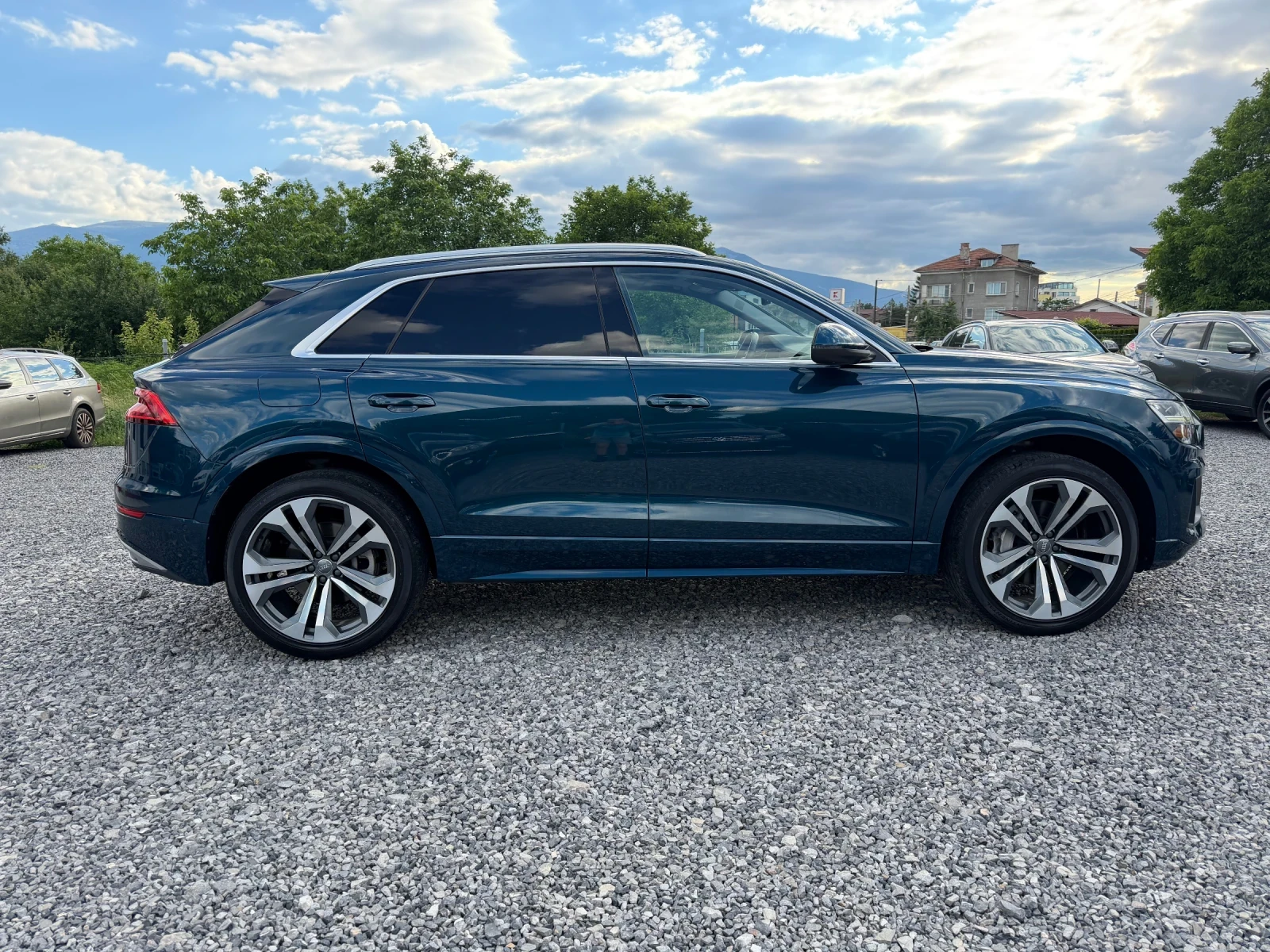 Audi Q8 55 TFSI, 3.0i, V6, Quattro, Mild Hybrid, 42000Km!, снимка 4 - Автомобили и джипове - 54905046