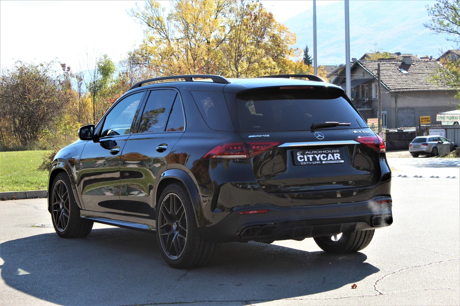 Mercedes-Benz GLE 63 S AMG FULL CARBON / NIGHT / TRACK PACE / BURM / PANO /, снимка 4 - Автомобили и джипове - 56325902