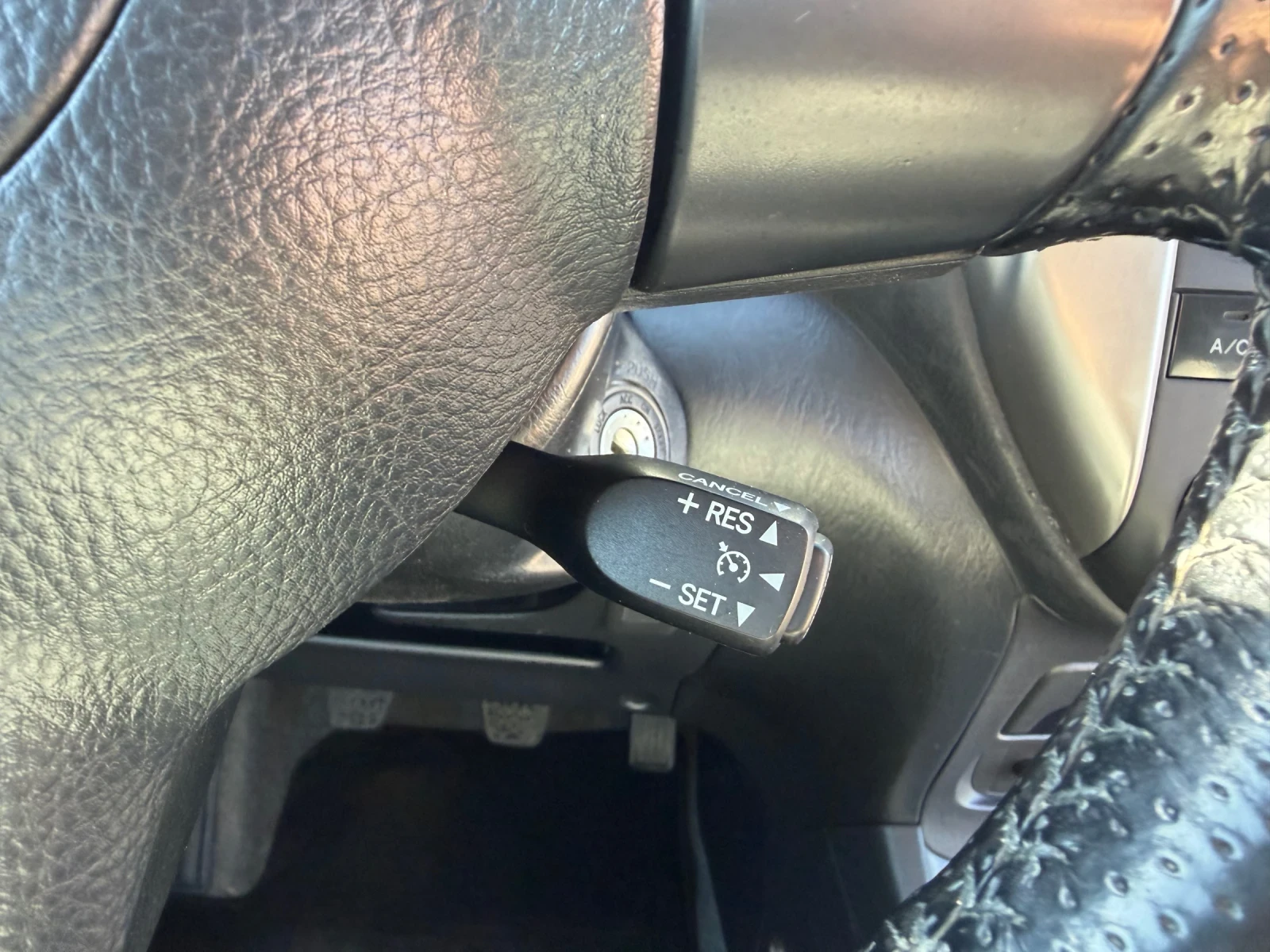 Toyota Rav4 2.0 VVT-I 150 kc 4x4, снимка 11 - Автомобили и джипове - 56338819